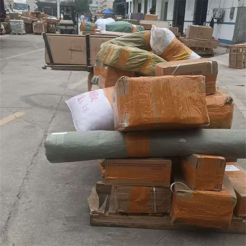 平和县可克达拉市物流专线：大件货运与进仓出口的高效之道
